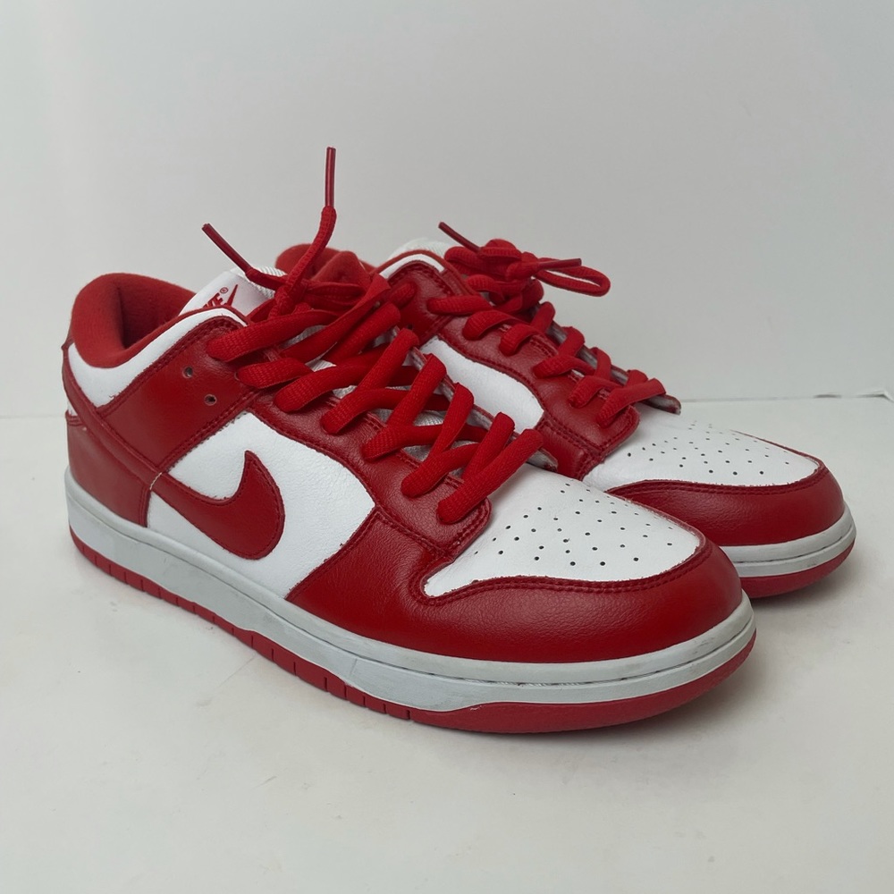 Nike dunk low university red